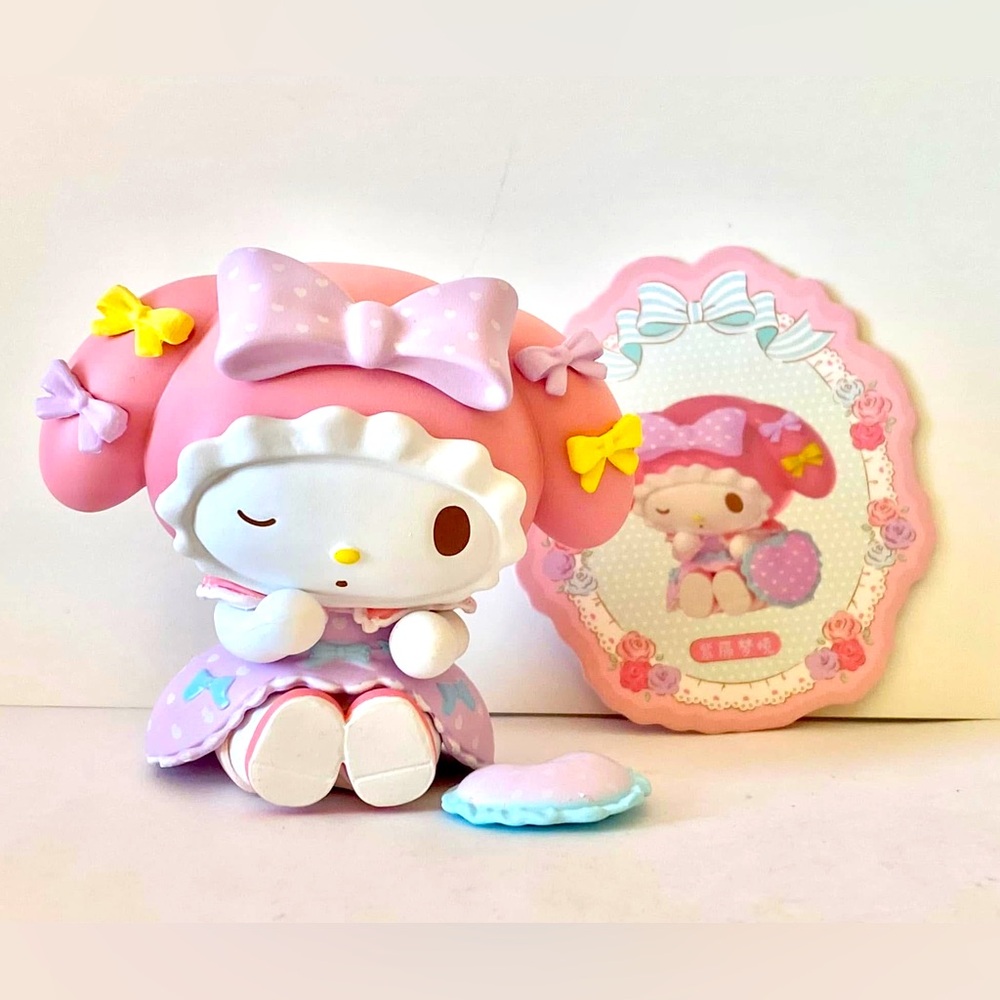 Miniso My Melody figurine